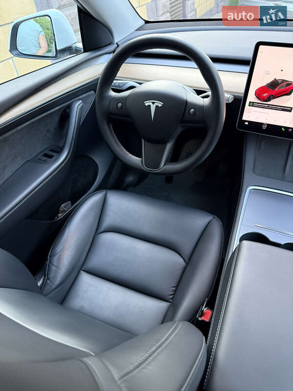 Внедорожник / Кроссовер Tesla Model Y 2022 в Одессе