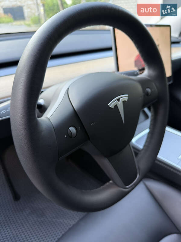 Внедорожник / Кроссовер Tesla Model Y 2022 в Одессе
