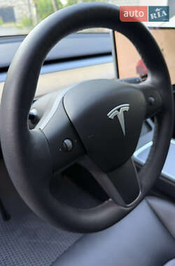Внедорожник / Кроссовер Tesla Model Y 2022 в 
