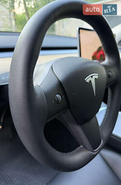 Внедорожник / Кроссовер Tesla Model Y 2022 в 
