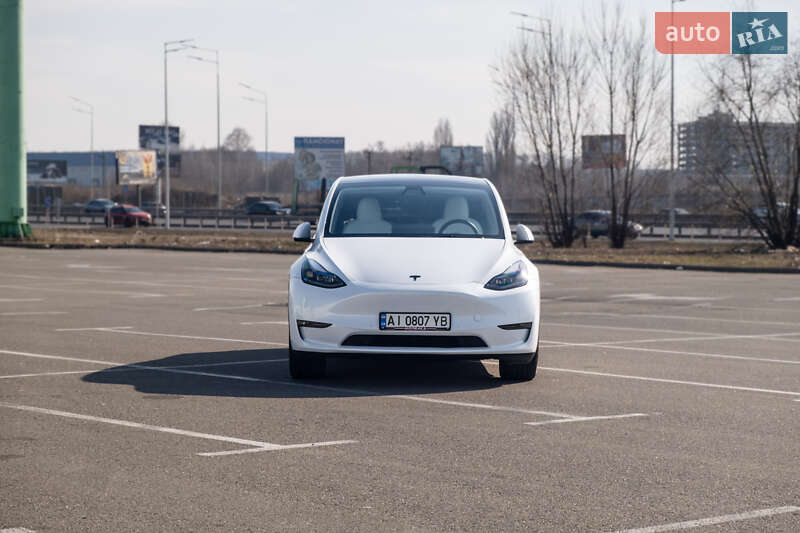 Внедорожник / Кроссовер Tesla Model Y 2021 в Киеве
