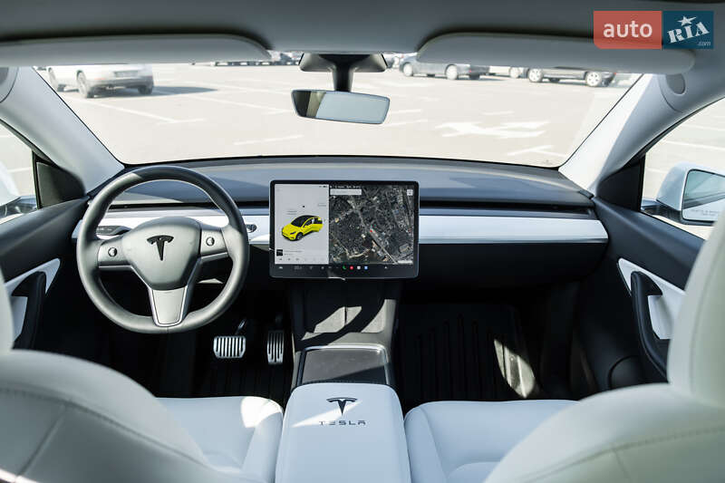 Внедорожник / Кроссовер Tesla Model Y 2021 в Киеве