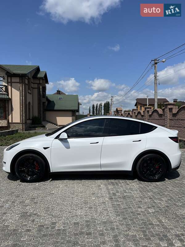 Внедорожник / Кроссовер Tesla Model Y 2023 в Хмельницком