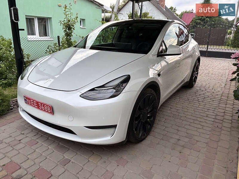 Внедорожник / Кроссовер Tesla Model Y 2020 в 