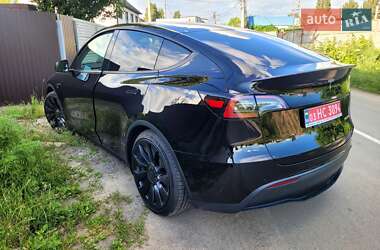 Внедорожник / Кроссовер Tesla Model Y 2022 в 