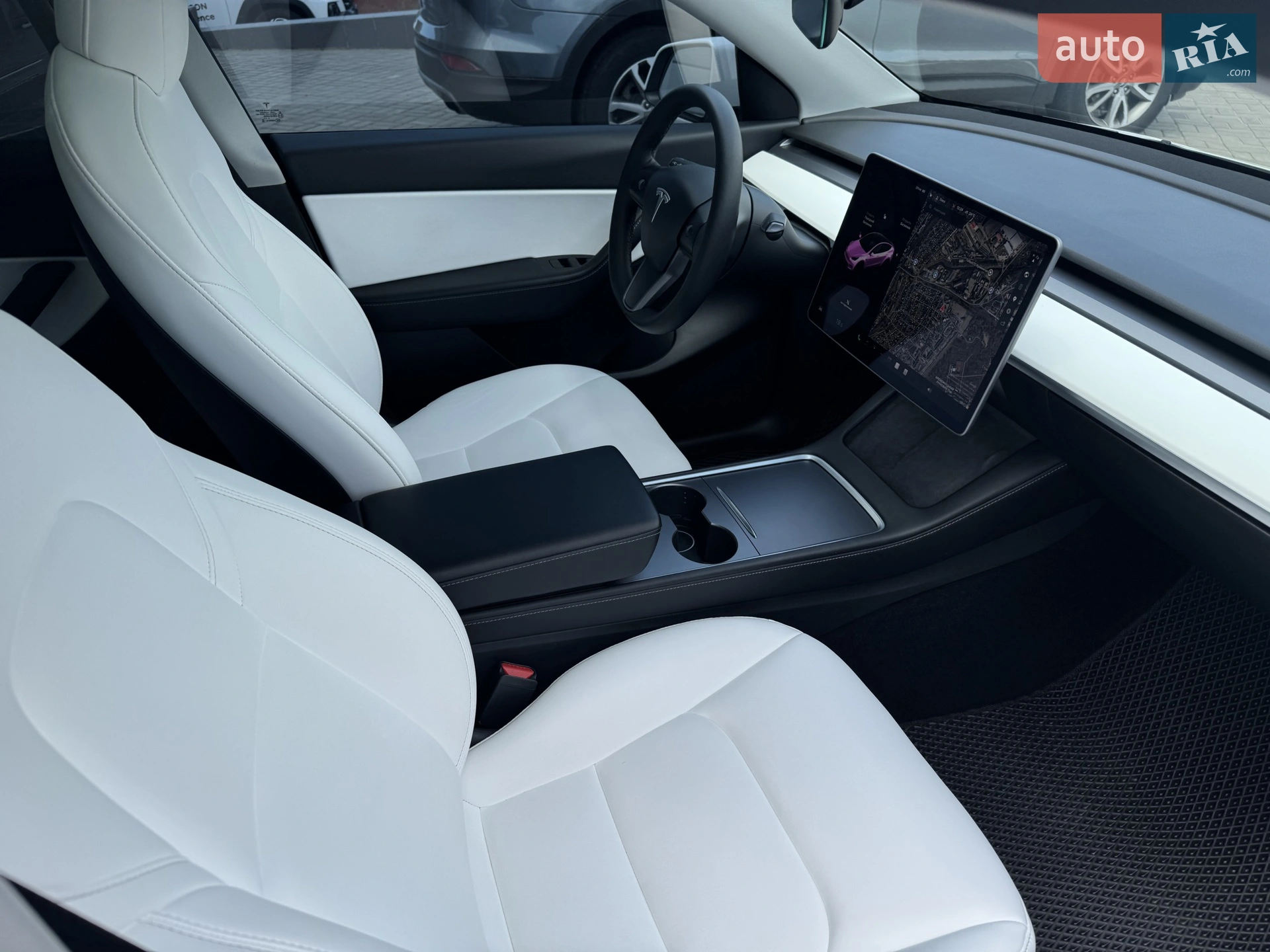 2021 Tesla Model Y - мініатюра 21