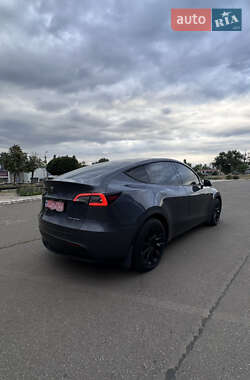 Внедорожник / Кроссовер Tesla Model Y 2022 в 
