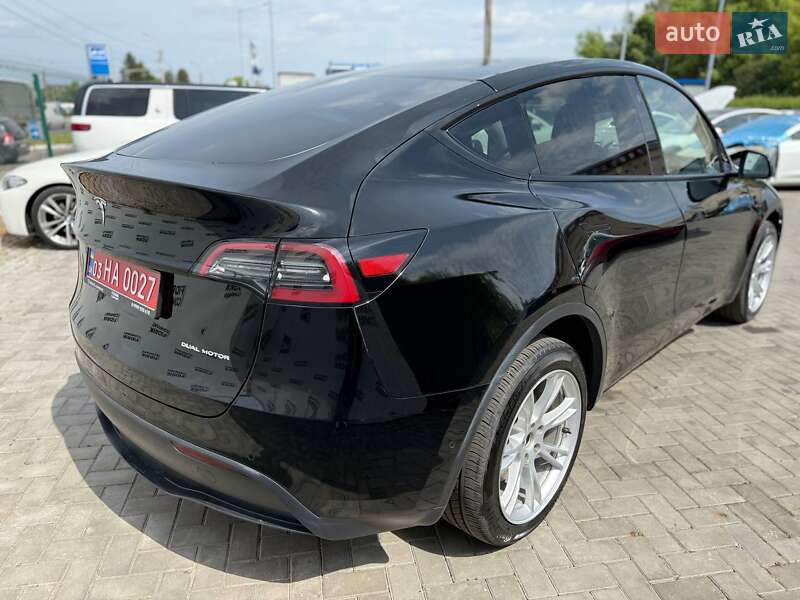 Внедорожник / Кроссовер Tesla Model Y 2021 в Луцке