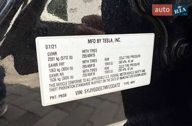Внедорожник / Кроссовер Tesla Model Y 2021 в 