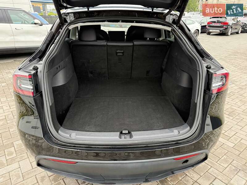 Внедорожник / Кроссовер Tesla Model Y 2020 в Луцке