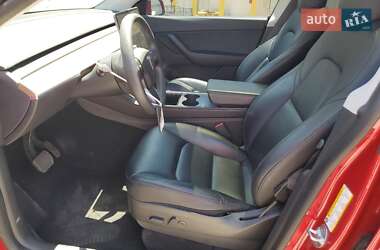 Внедорожник / Кроссовер Tesla Model Y 2021 в 