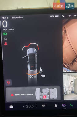 Внедорожник / Кроссовер Tesla Model Y 2022 в 