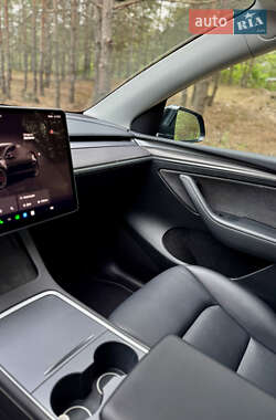Внедорожник / Кроссовер Tesla Model Y 2022 в 