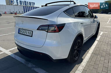 Внедорожник / Кроссовер Tesla Model Y 2021 в 