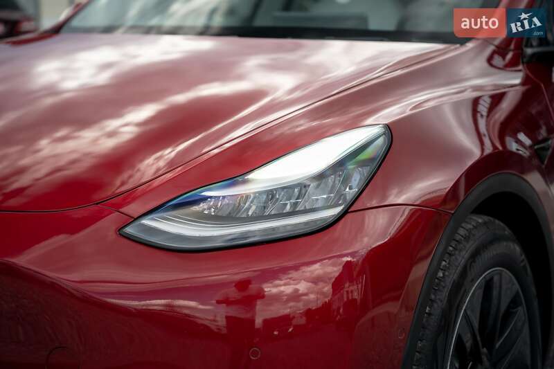 Внедорожник / Кроссовер Tesla Model Y 2020 в Черновцах