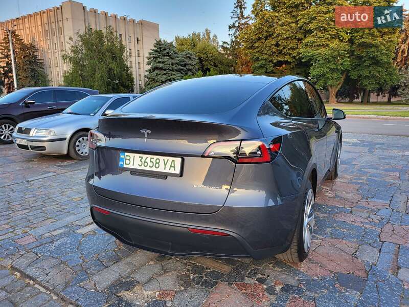 Внедорожник / Кроссовер Tesla Model Y 2022 в Кременчуге
