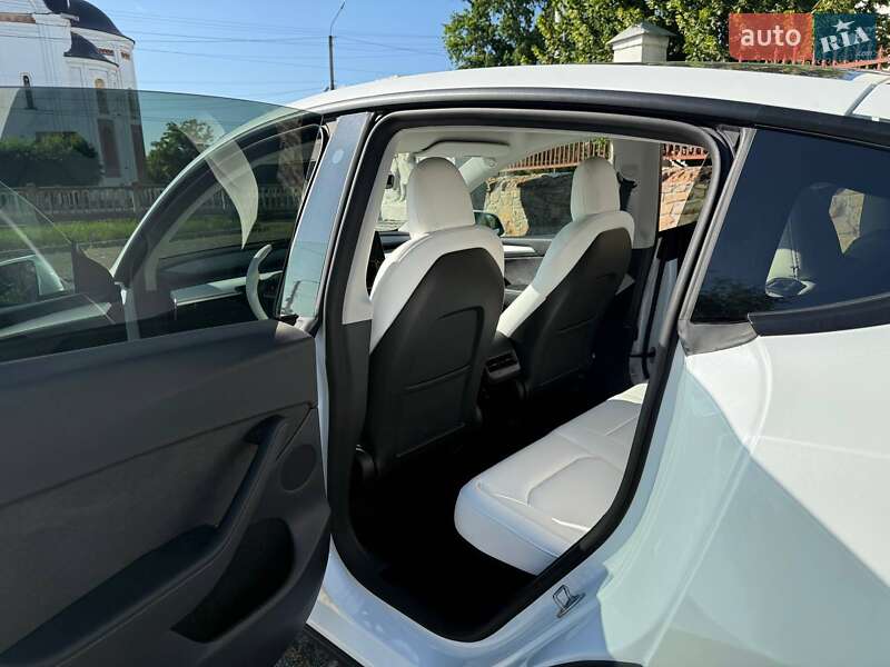 Внедорожник / Кроссовер Tesla Model Y 2022 в Белой Церкви