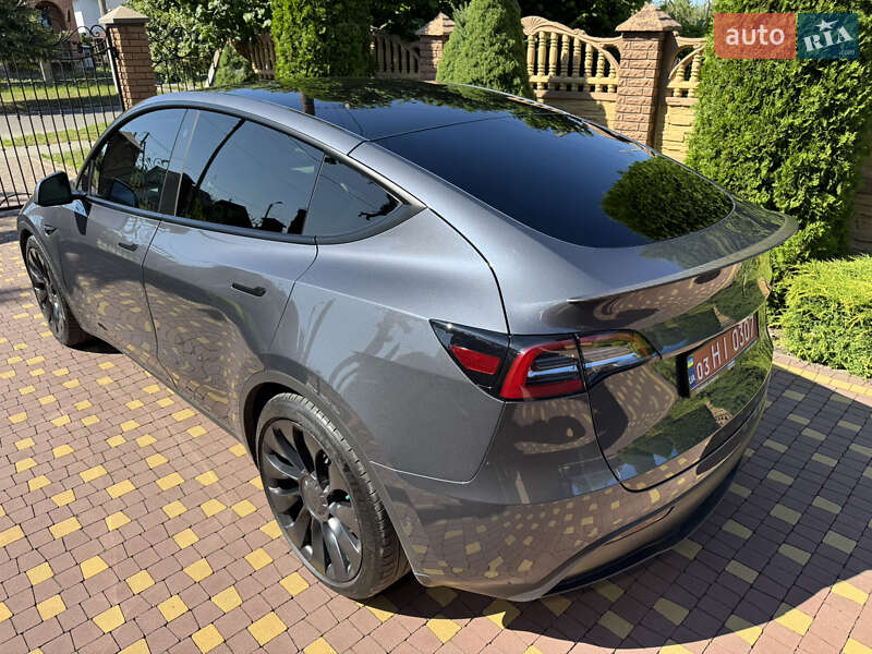 Внедорожник / Кроссовер Tesla Model Y 2022 в Луцке