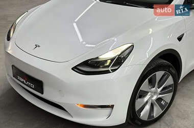 Внедорожник / Кроссовер Tesla Model Y 2023 в 