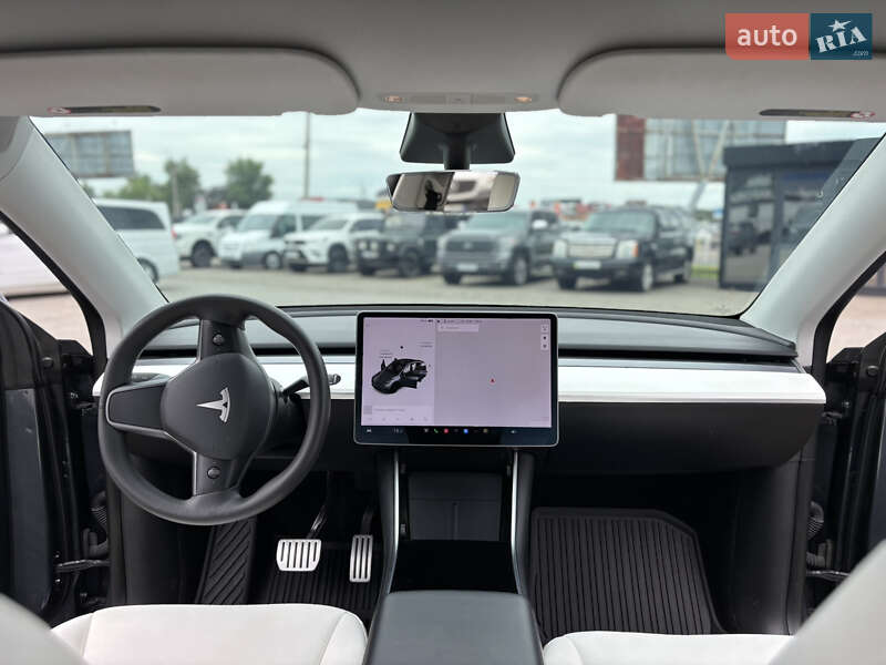 Внедорожник / Кроссовер Tesla Model Y 2020 в Киеве