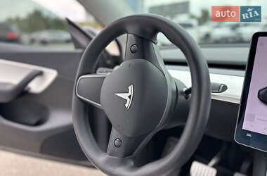 Позашляховик / Кросовер Tesla Model Y 2020 в 