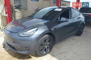 Внедорожник / Кроссовер Tesla Model Y 2023 в 