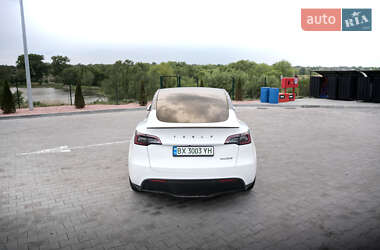Внедорожник / Кроссовер Tesla Model Y 2023 в 