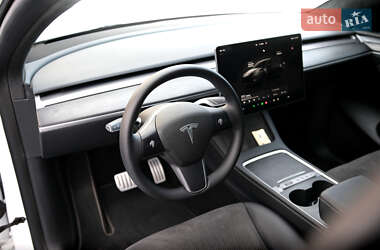 Внедорожник / Кроссовер Tesla Model Y 2023 в 