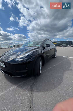 Внедорожник / Кроссовер Tesla Model Y 2023 в 