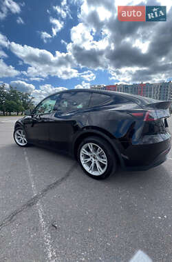 Внедорожник / Кроссовер Tesla Model Y 2023 в 
