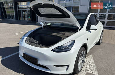 Внедорожник / Кроссовер Tesla Model Y 2023 в 