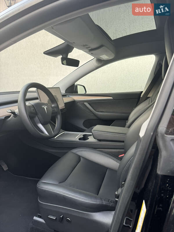 Внедорожник / Кроссовер Tesla Model Y 2022 в Белой Церкви