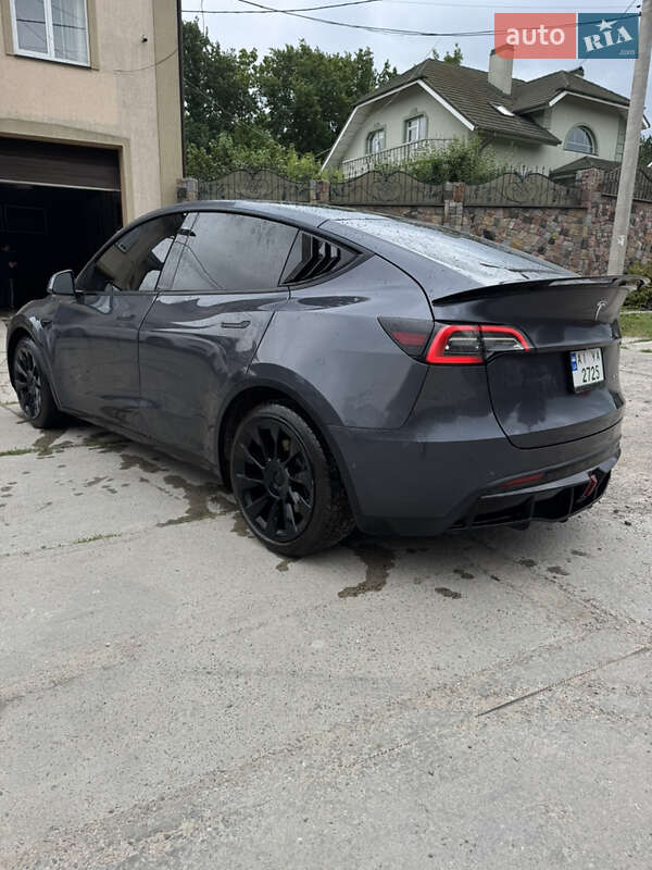 Позашляховик / Кросовер Tesla Model Y 2021 в Києві