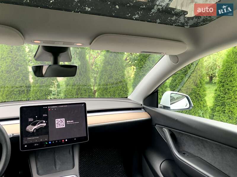 Внедорожник / Кроссовер Tesla Model Y 2021 в Ильинцах
