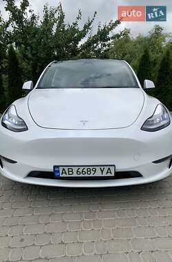 Внедорожник / Кроссовер Tesla Model Y 2021 в 