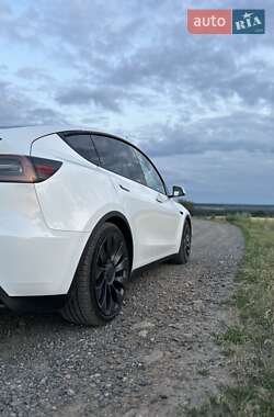 Внедорожник / Кроссовер Tesla Model Y 2023 в 