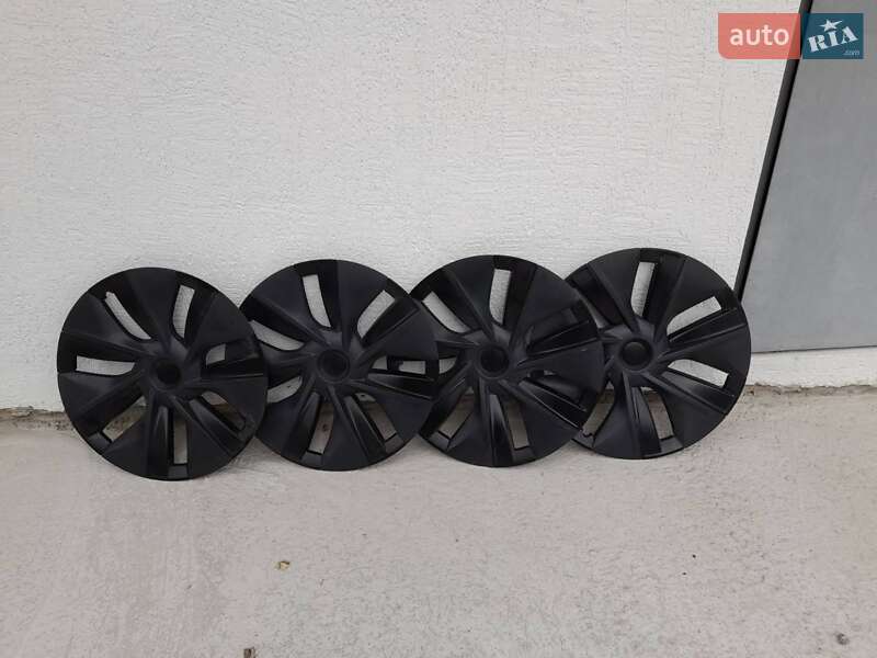 Внедорожник / Кроссовер Tesla Model Y 2024 в Ромнах фото 25 Внедорожник / Кроссовер Tesla Model Y 2024 в Ромнах