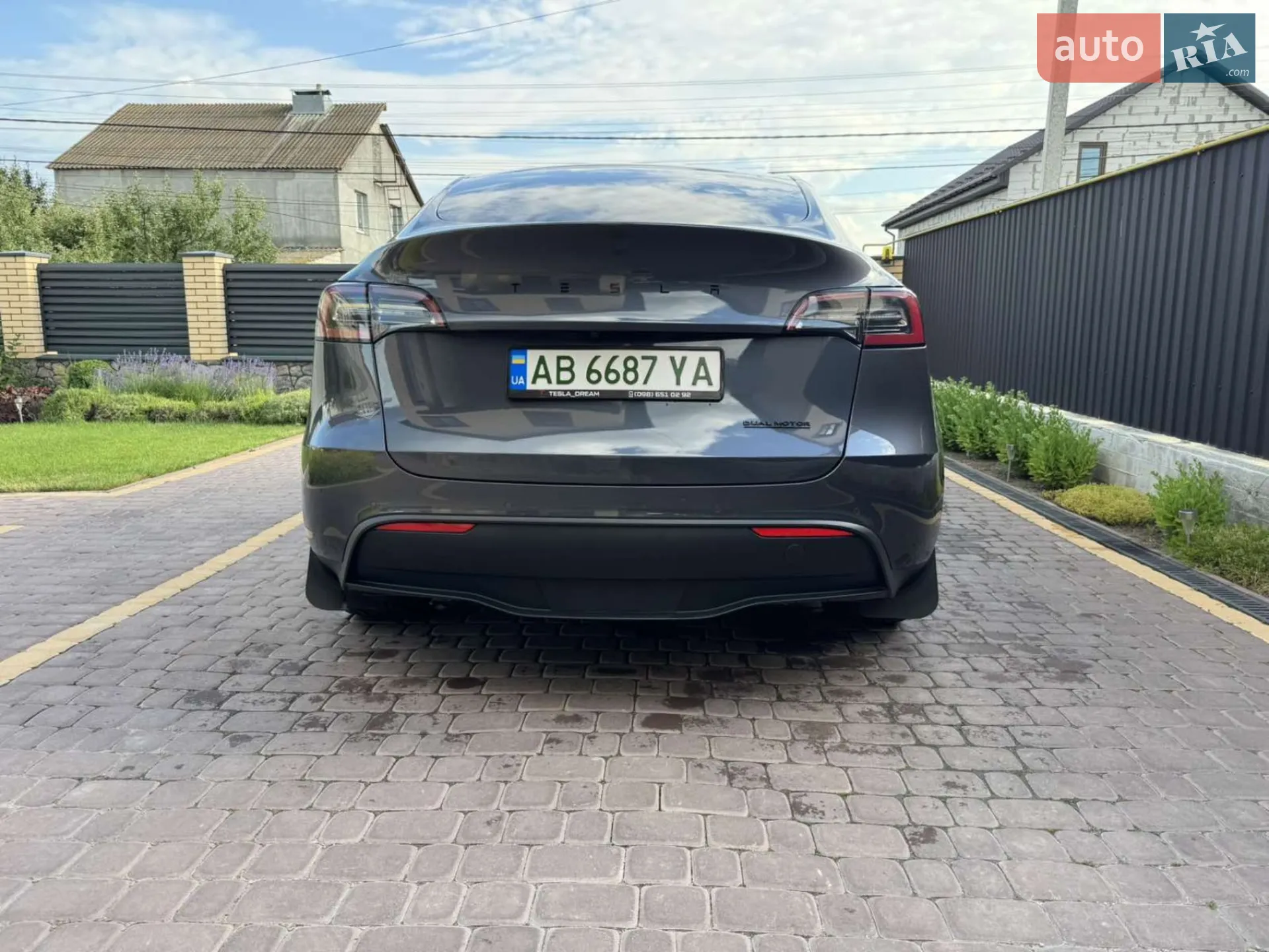 2020 Tesla Model Y - мініатюра 10