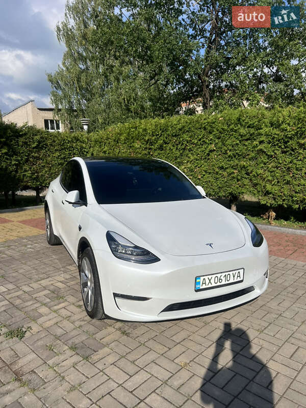 Внедорожник / Кроссовер Tesla Model Y 2021 в Харькове