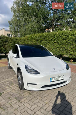 Внедорожник / Кроссовер Tesla Model Y 2021 в 