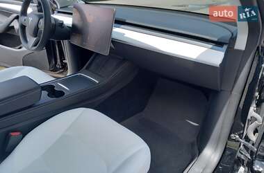Внедорожник / Кроссовер Tesla Model Y 2022 в 