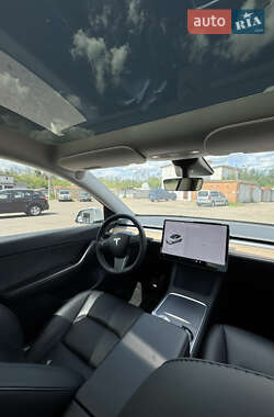 Внедорожник / Кроссовер Tesla Model Y 2021 в 