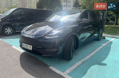 Внедорожник / Кроссовер Tesla Model Y 2022 в 