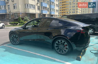 Внедорожник / Кроссовер Tesla Model Y 2022 в 
