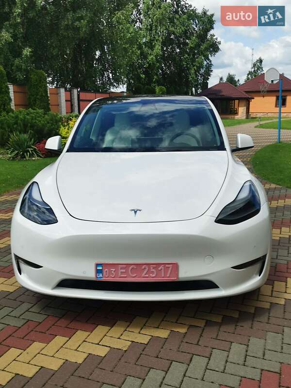 Внедорожник / Кроссовер Tesla Model Y 2022 в Киеве