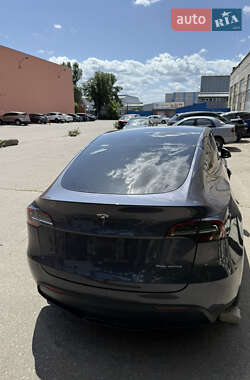 Внедорожник / Кроссовер Tesla Model Y 2023 в 