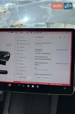 Внедорожник / Кроссовер Tesla Model Y 2023 в 