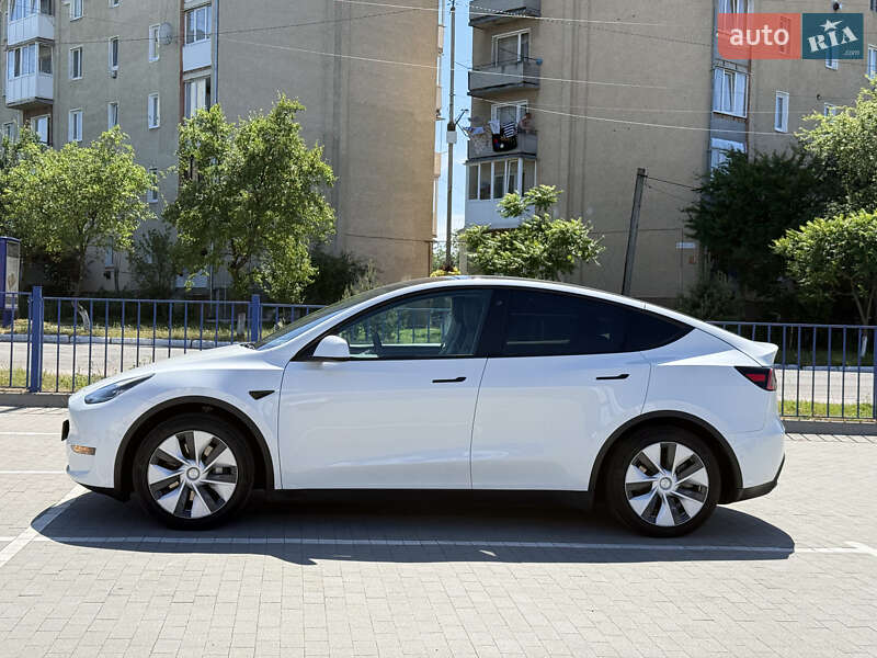 Внедорожник / Кроссовер Tesla Model Y 2021 в Долине