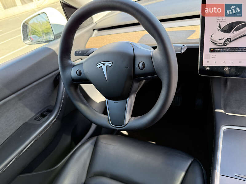 Внедорожник / Кроссовер Tesla Model Y 2021 в Долине