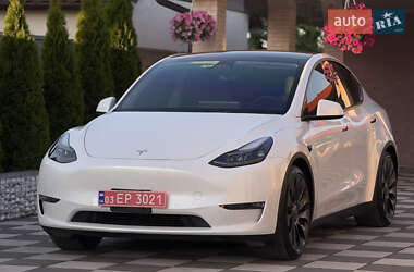 Внедорожник / Кроссовер Tesla Model Y 2022 в 
